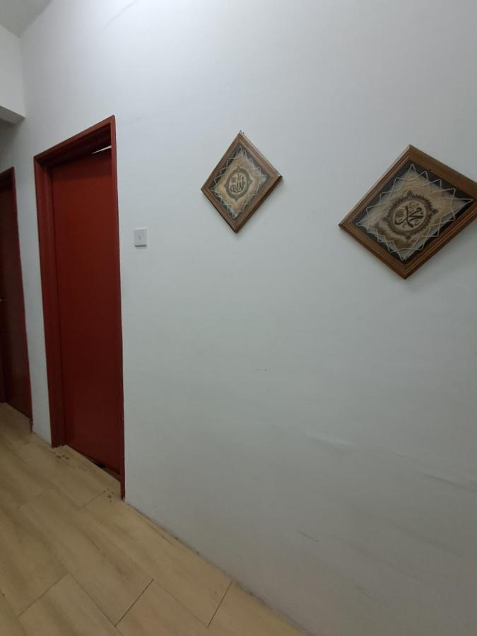1201 Apartment Ladang Tok Pelam Tepipantaibatuburuk Kuala Terengganu Exteriör bild