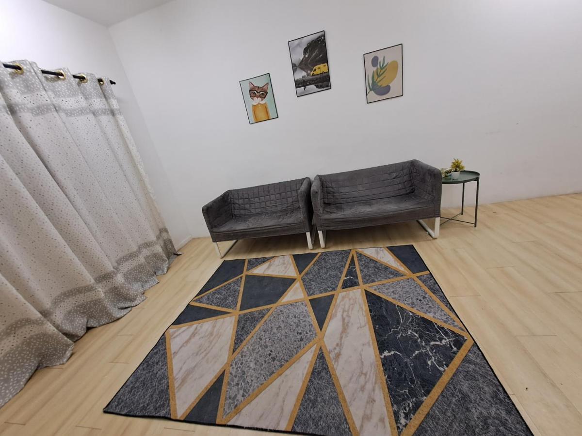 1201 Apartment Ladang Tok Pelam Tepipantaibatuburuk Kuala Terengganu Exteriör bild