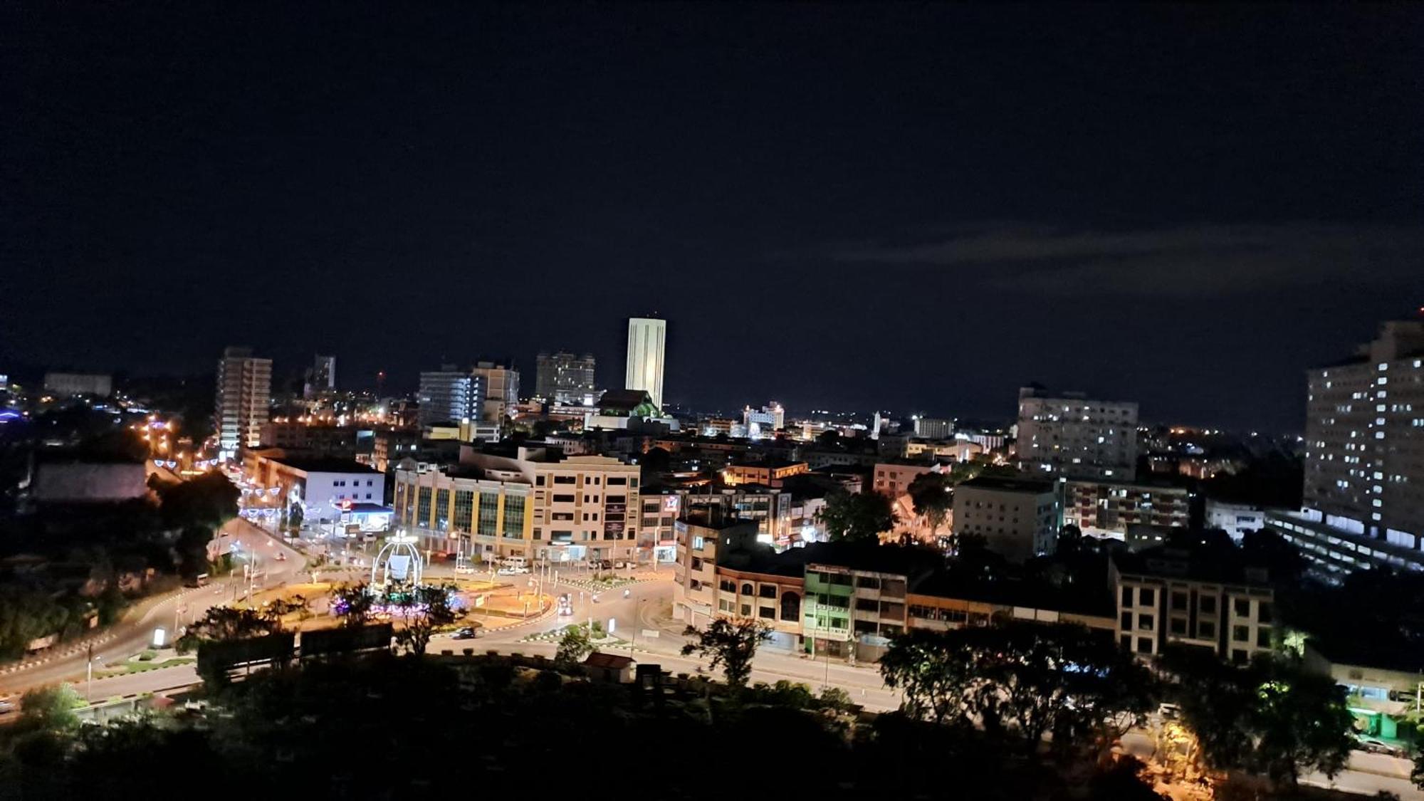1201 Apartment Ladang Tok Pelam Tepipantaibatuburuk Kuala Terengganu Exteriör bild